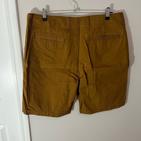 NWT Old Navy Lived-In Straight Men’s Khaki Shorts - Picture 6 of 6